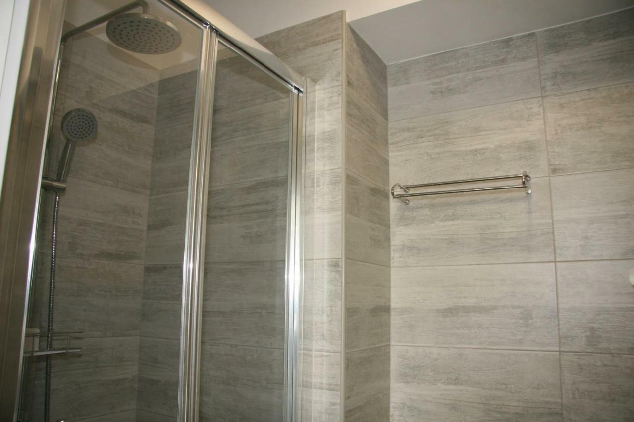 Stylish Apartment In City Center Пула Екстериор снимка